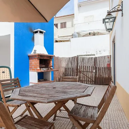 Vakantiehuis Flh Family House With Terrace *