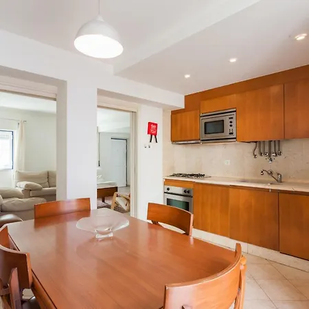 Flh Family House With Terrace Ericeira