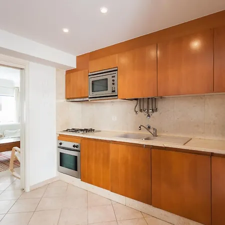 Flh Family House With Terrace Holiday home Ericeira